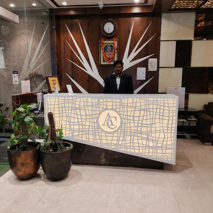 Ananda Castle Hotel Vrindāvan Buitenkant foto