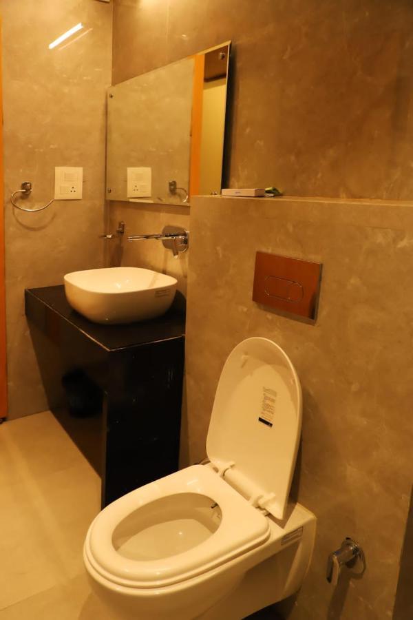 Ananda Castle Hotel Vrindāvan Buitenkant foto